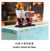 Mini stereo cartoon hot shoe cover micro single camera hot shoe seat protection cover camera decoration universal doll