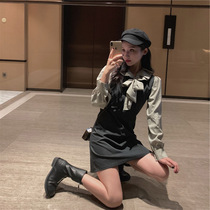 2021 new spring and autumn womens early autumn waist thin high-end light luxury celebrity temperament French jumpsuit skirt