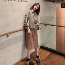 Autumn model 2021 New early autumn mature royal sister retro spring Foreign Air Age age Korean version of two-piece dress early autumn women
