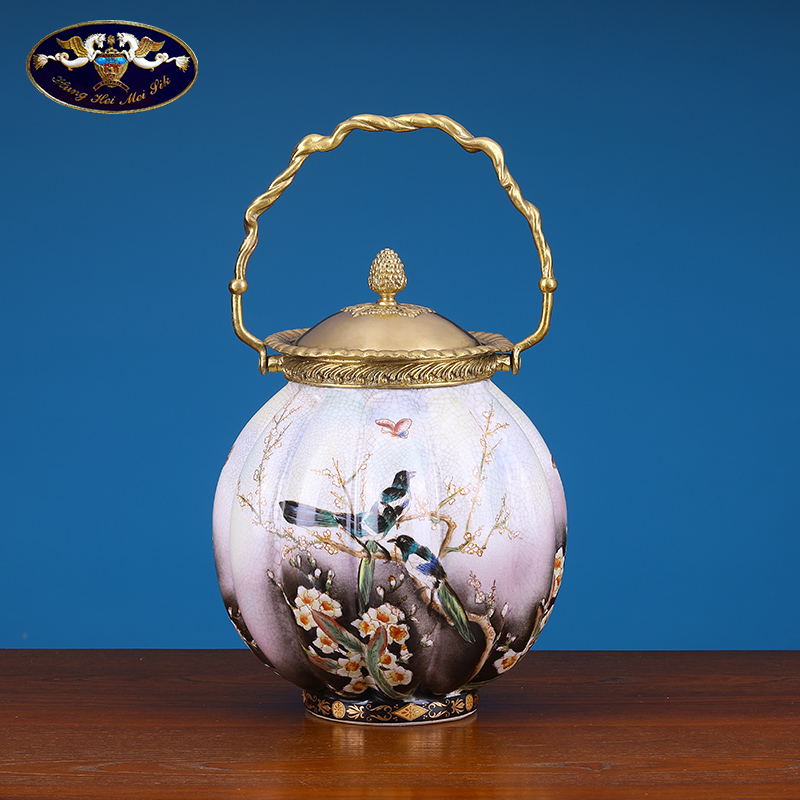 American ceramic painting pumpkins, basket cover box of creative furnishing articles European household storage tank handicraft ornament sitting room