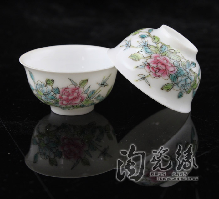 Offered home - cooked in jingdezhen hand - made famille rose porcelain kung fu tea pot cup wine suits for "happiness peace." "