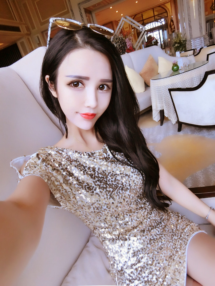 独家定制 夏季夜店风时尚性感后背镂空显瘦亮片连衣裙#3041