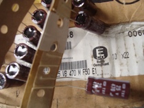 Japan chemical early black gold 25V 470UF TXF resin seal longevity high frequency low resistance audio capacitor