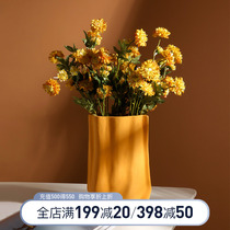 Nordic luxury Morandy design folded vase fittings household living room table flowers and flowers