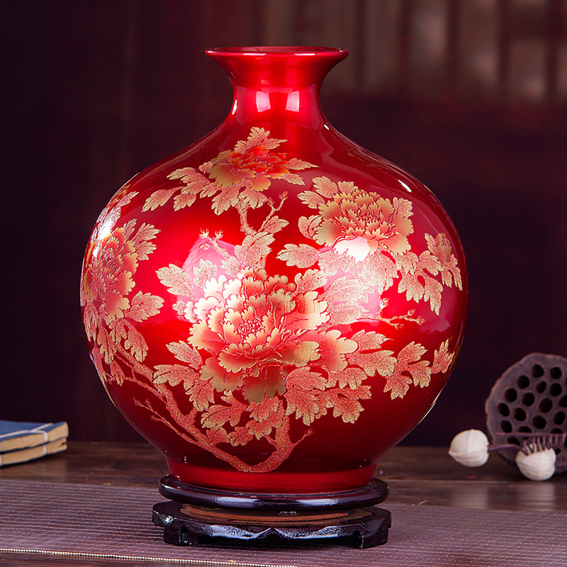 Jingdezhen ceramics red crystal glaze vase flower arranging I and contracted creative home sitting room adornment is placed