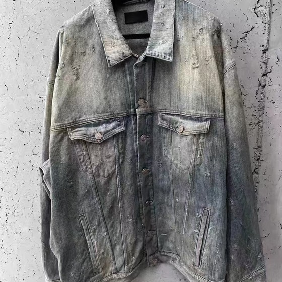 Paris style classic style hot diamond damage washing heavy industry loose denim jacket jacket men and women same style versatile long sleeves
Paris style classic style hot diamond damage washing heavy industry loose denim jacket jacket men and women same style versatile long sleeves