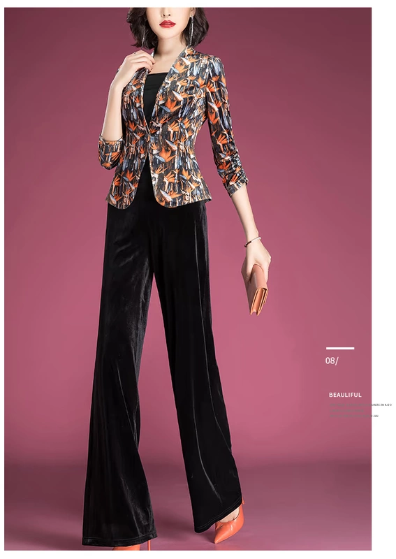 Yingshi quần áo mùa thu 2021 phù hợp với phụ nữ mới hương thơm nhỏ nhung gió in áo khoác quần ống loe phù hợp với hai mảnh mùa xuân - Bộ đồ