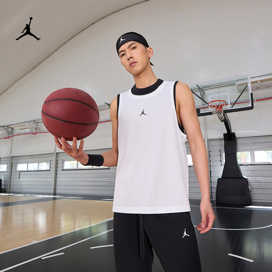 Nike Jordan men's breathable basketball quick-drying mesh jersey for summer new style official JORDAN HF9950
Nike Jordan men's breathable basketball quick-drying mesh jersey for summer new style official JORDAN HF9950
