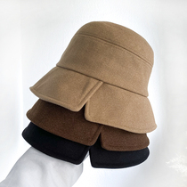 Hat female autumn and winter Joker face small fishermans hat female Japanese Korean version of thickened woolen Port wind basin hat split design