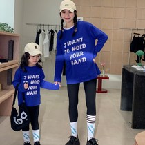 Pro-daughter dress mother woman foreign air long sleeve T-shirt Spring and autumn letter boy girl Klein blue mother and mother female dress blouse