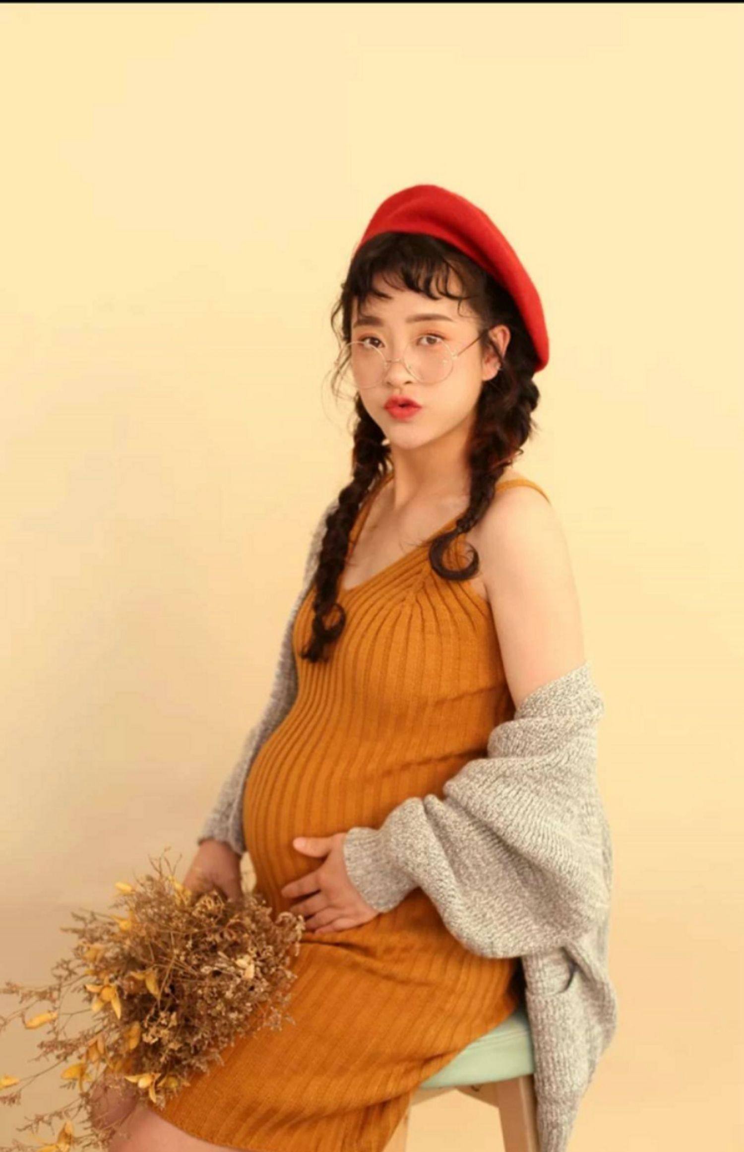 影楼新款孕妇装主题写真服小清新大肚妈咪照毛衣辣妈孕味摄影服饰