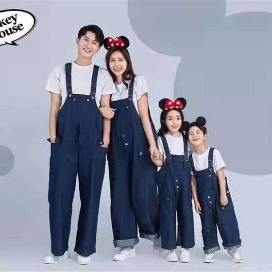 Children's photography parent-child theme photography clothing for family G four-member denim overalls cute photography clothing
Children's photography parent-child theme photography clothing for family G four-member denim overalls cute photography clothing