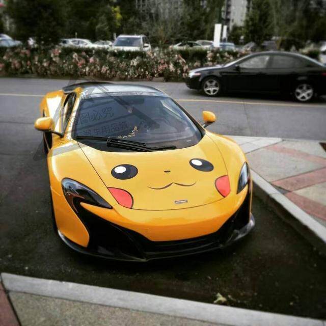 皮卡丘笑脸车头盖拉花卡通个性划痕发动机引擎盖汽车贴纸贴画装饰