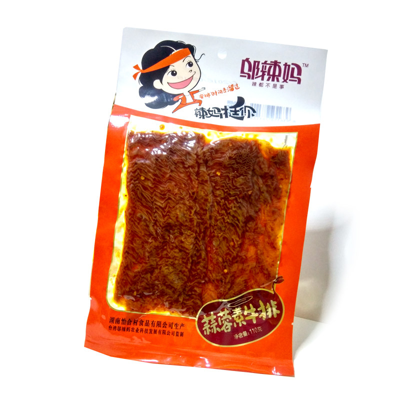 乐淘天下邬辣妈蒜蓉素牛排110克辣片素肉辣条零食满15个包邮