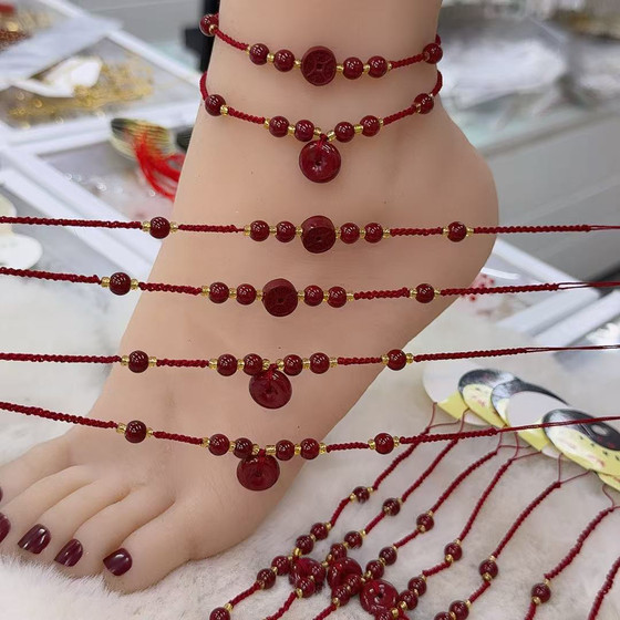 눈 앞에 두 개의 자주색 모래 붉은 평화 자물쇠를 보내십시오. 눈 앞에 두 개의 자주색 모래 붉은 평화 자물쇠를 보내십시오.