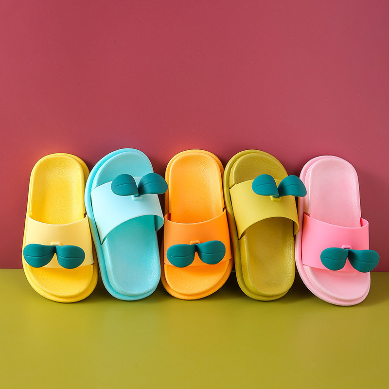 可比豆 防滑软底卡通儿童拖鞋 天猫优惠券折后¥8.9包邮(¥18.9-10)男、女童多色可选 可比豆 防滑软底卡通儿童拖鞋 天猫优惠券折后¥8.9包邮(¥18.9-10)男、女童多色可选