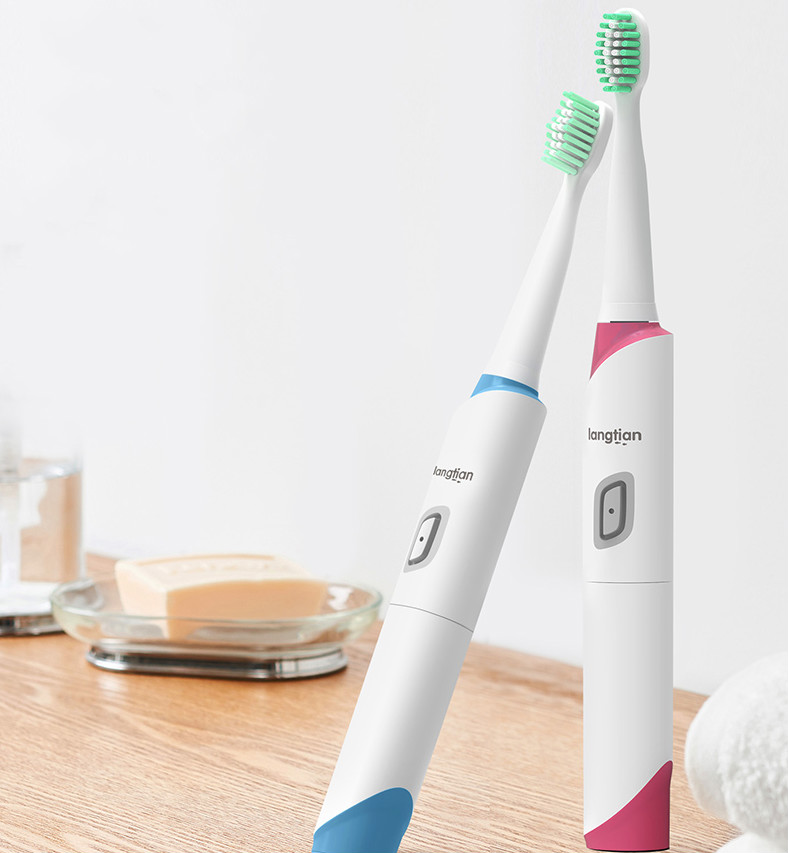 高效清洁自动牙刷，给你自信生活3