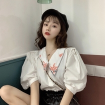 2021 summer new embroidery rolled white shirt design feeling the Han version of bubble sleeve mask