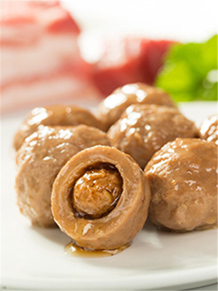 一咬开就爆汁潮兴记撒尿牛丸