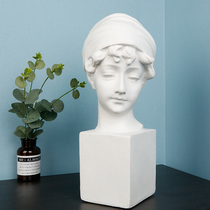 Left paintings British girl plaster statue character head art sketch dogma model statue portrait human statue simple atmospheric room small pendulum decoration sculpture pendulum