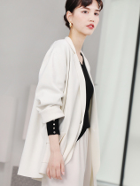 (ZZ0112438) tone Lady Fashionable City commute comfortable silk button knit blazer