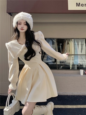 2023新款法式富家千金高级感温柔气质修身娃娃领白色连衣裙女秋冬 2023新款法式富家千金高级感温柔气质修身娃娃领白色连衣裙女秋冬