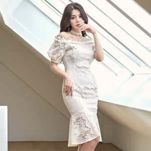 Spring and summer style bright and beautiful sexy off shoulder slim eyelash lace dress