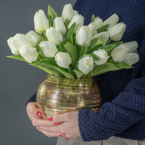 Tulip simulation flower silk flower fake flower bouquet Multi-head hand bouquet Living room floral set Dining table flower decoration ornaments