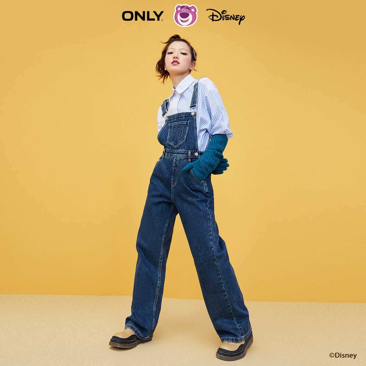 春季disney草莓熊联名直筒背带牛仔裤