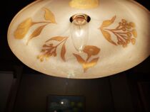 Japanese handmade engraving in the wild by the Ji Zi glass carved lamp shade heat resistant light and shadow personality Joe moved the gift