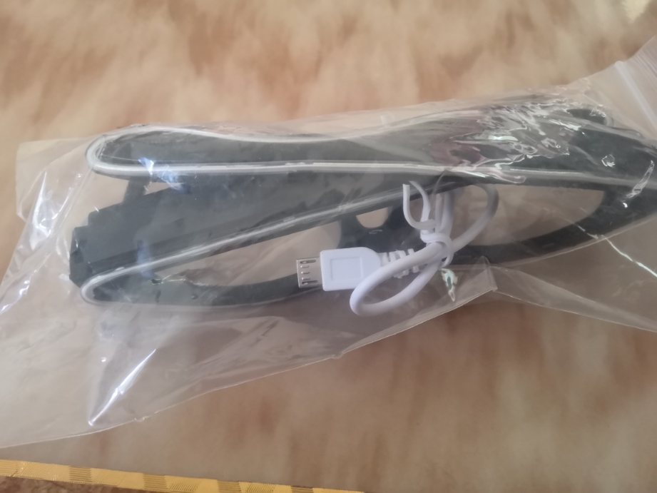 蹦迪神器免费试用是正规厂商生产的吗?效果好吗?亲自使用后评测,第9张 蹦迪神器免费试用是正规厂商生产的吗?效果好吗?亲自使用后评测,第9张