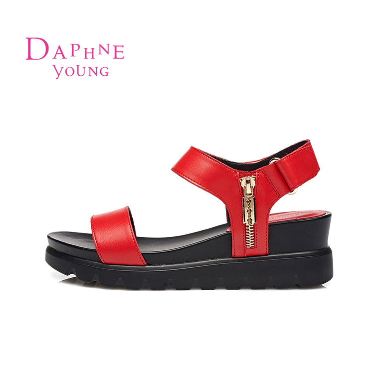 Daphne/达芙妮夏新款舒适一字面中跟凉鞋 休闲厚底魔术贴坡跟女鞋