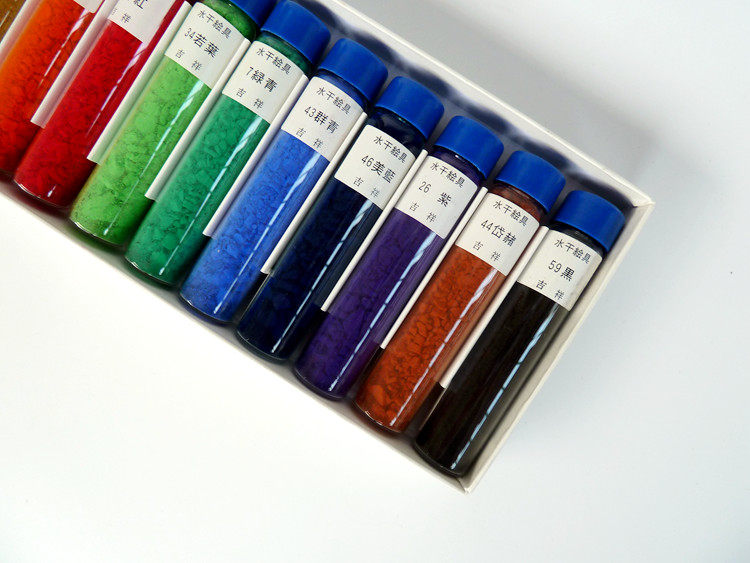 日本进口 吉祥水干绘具 12/24/30色套装 水干矿物色 国画颜料
