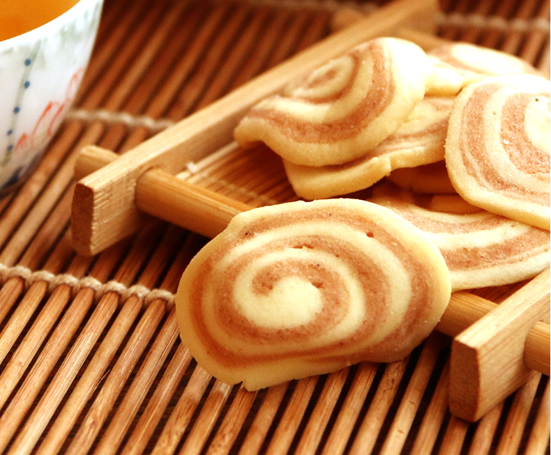 道滘佳佳美手作龙耳酥零食小吃(原味,传统,紫菜)任选128克/桶_不打折