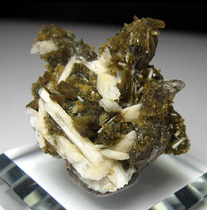 Mineral crystal rough ZF4890IB7-Guangdong Chaozhou 0 zeolite stilbite 3cm6 1g