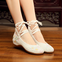 Square dance shoes womens new white embroidered Beijing cloth shoes national style Hanfu shoes performance soft-soled classical dance shoes