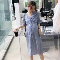 Maternity dresses Summer temperament loose large size v-neck stripes Summer thin maternity professional shirt skirt