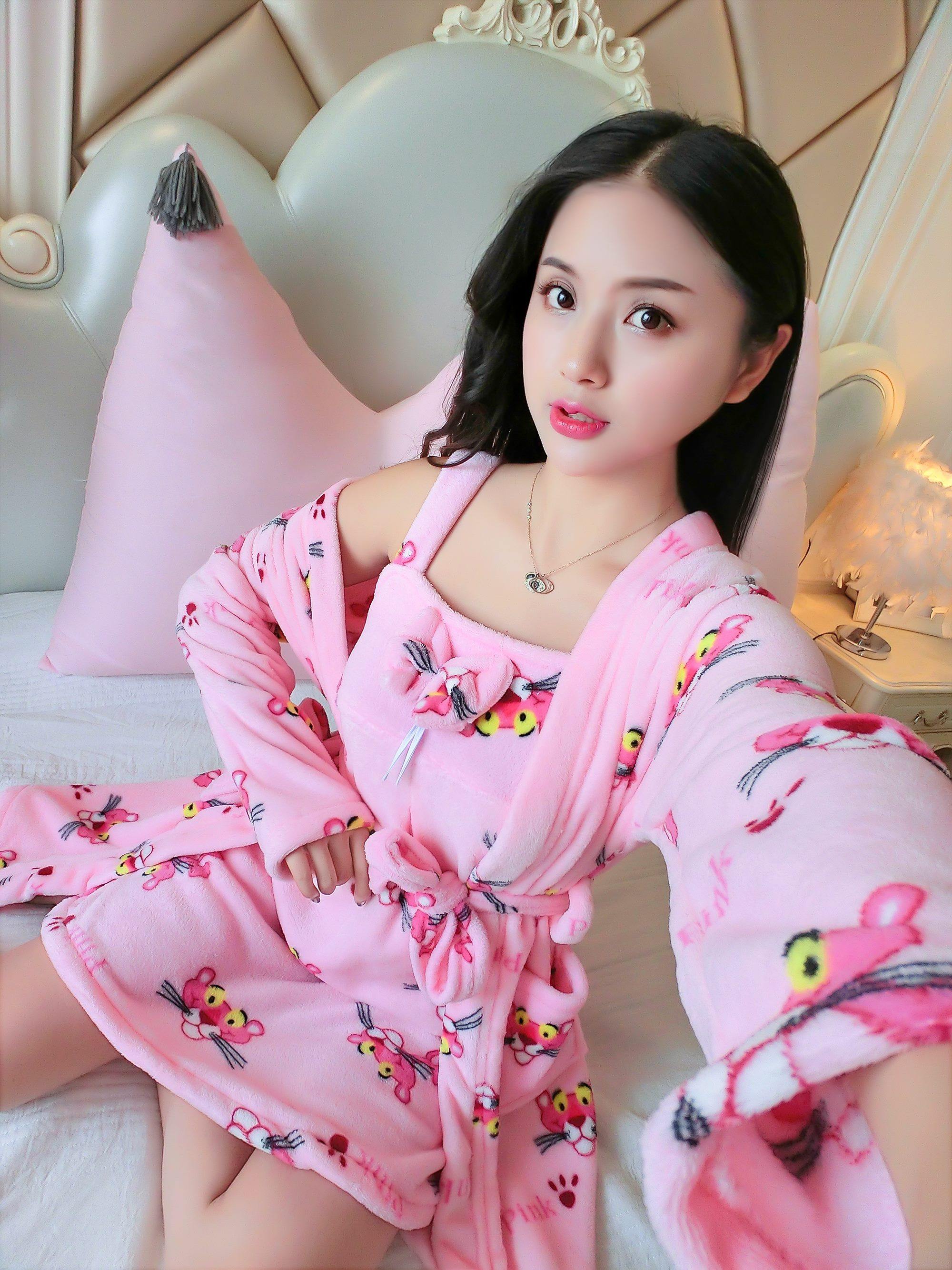 ls练盛》冬季爆款两件套水貂绒卡通粉色豹睡袍统一减价优惠