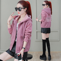Autumn and winter 2021 New lamb wool sweater women short Korean fashion loose hoodie plus velvet thick coat tide