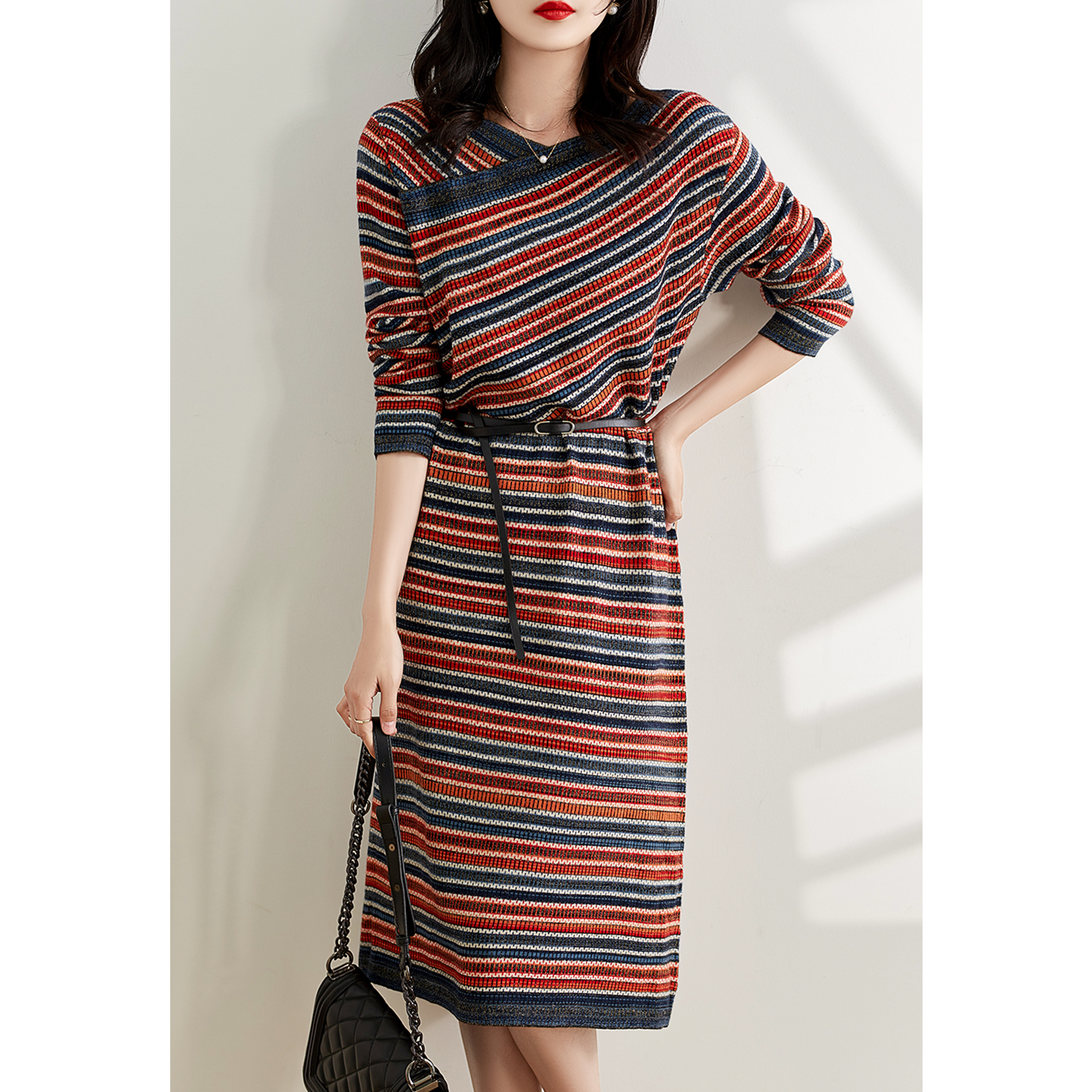 Boo Pala light and luxurious small scents striped 2021 Fall new bright silk knit V collar dress women's clothing