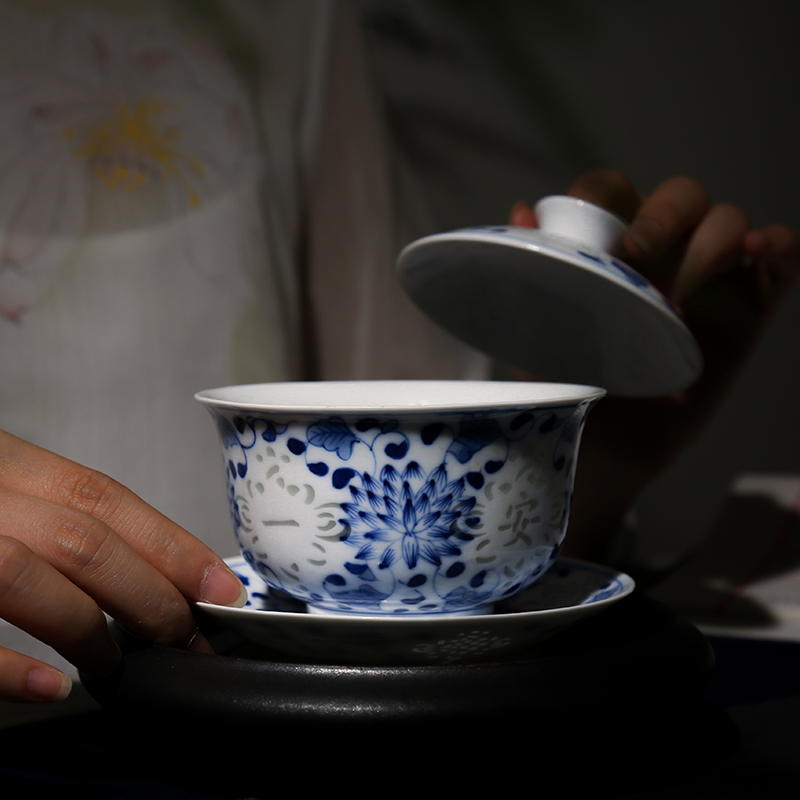 The View of song View song hand - sketching jingdezhen blue and white porcelain and exquisite ceramic hollow out kung fu tea tureen cups the whole outfit