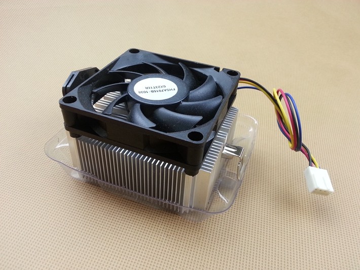 cpu散热器加风扇_什么样的cpu风扇散热好_修电脑的给风扇都加什么油显卡上的散热扇噪音大怎么办