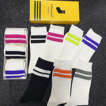Boxed Yu wenle with the same socks mens tube socks ins tide autumn and winter thickened striped socks thick line knitted wool socks