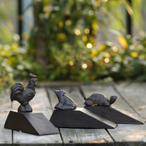 Retro nostalgic time country garden groceries European cast iron cartoon animal creative door stop door plug basin tray