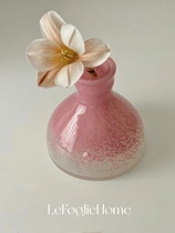 (Middle Ages) Vintage medieval glazed vase gradient pink parquet white countertop too vase home decoration