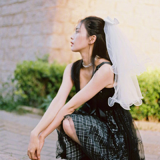 간단한 웨딩 드레스 등록 및 증명서 받기 작은 베일 머리 장식 슈퍼 요정 짧은 헤어핀 여행 사진 신부 활 간단한 웨딩 드레스 등록 및 증명서 받기 작은 베일 머리 장식 슈퍼 요정 짧은 헤어핀 여행 사진 신부 활