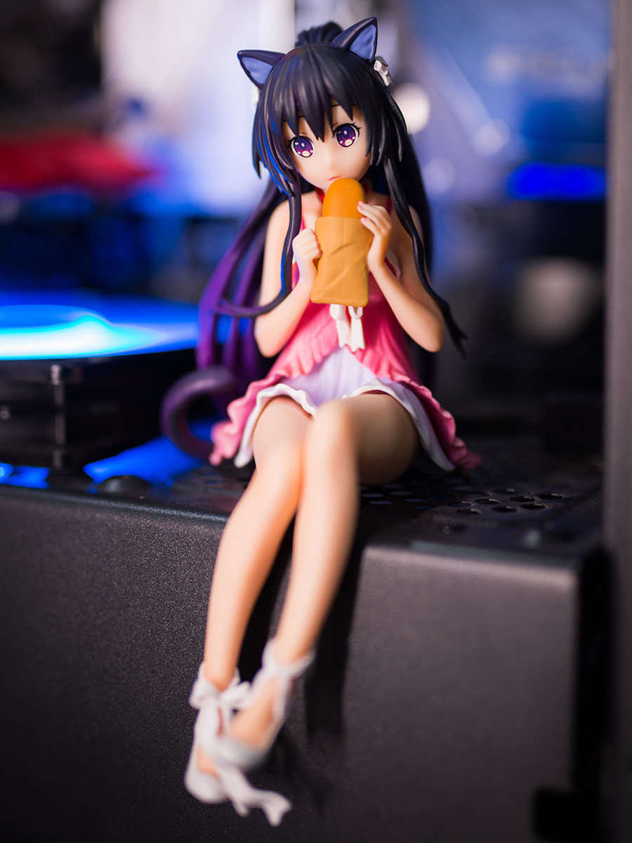 机箱手办动漫模型摆件穹妹狂三英梨梨二次元美女动漫电脑机箱装饰