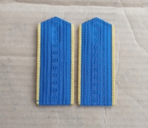 Retired Inventory 87 empty students hard epaulettes old epaulettes performance accessories last century internship collection commemorative medallion