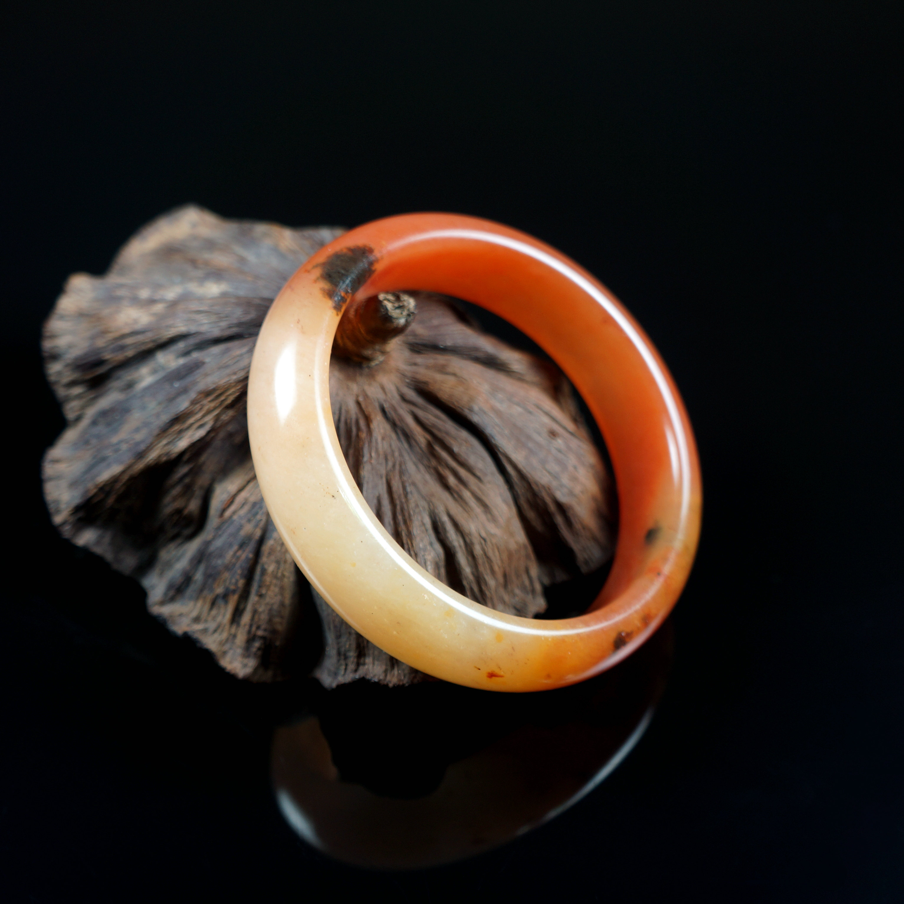 新疆金丝玉乌尔禾地表料手镯天然无优化彩玉花彩手镯【九如天宝】_彩