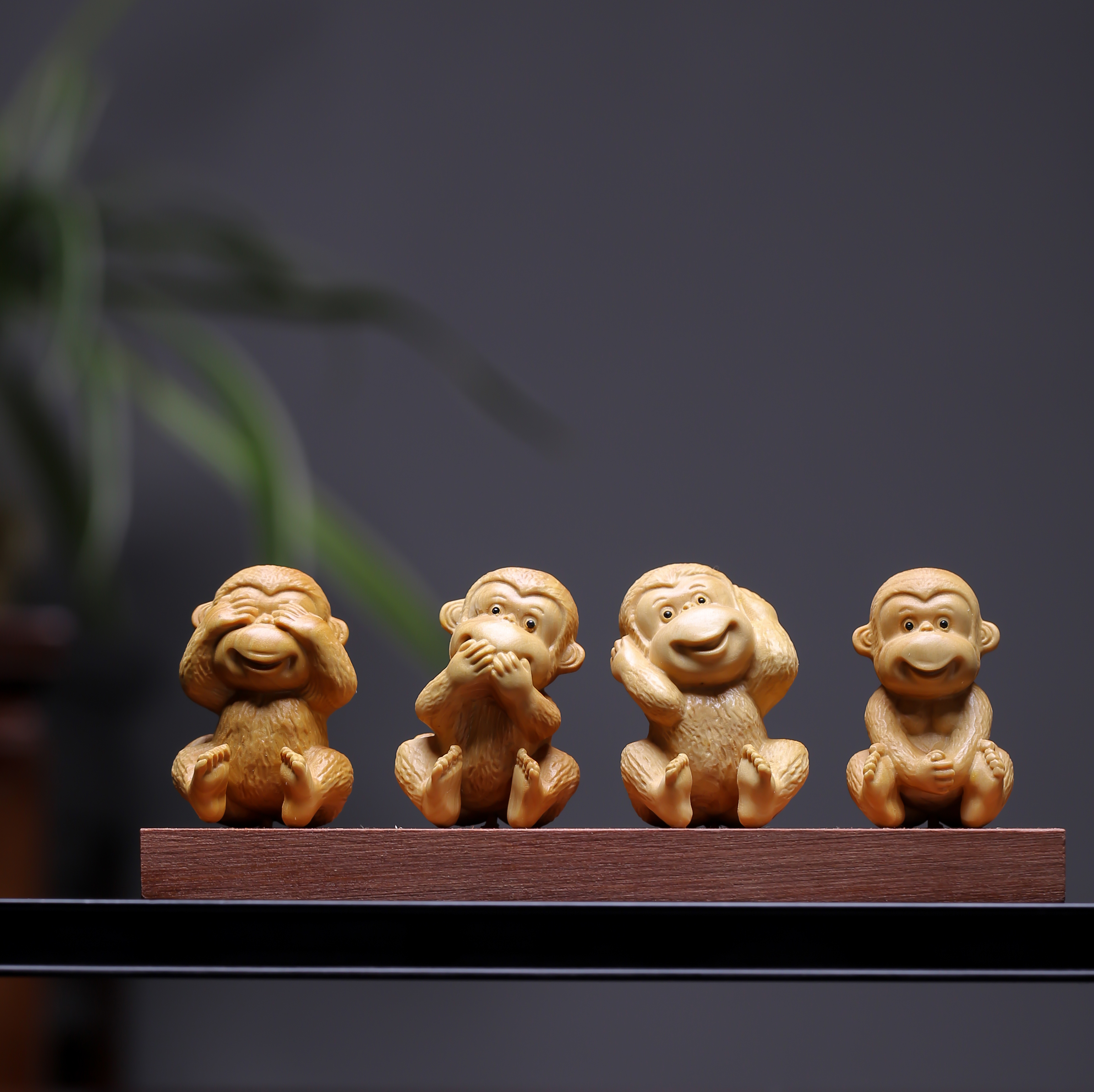 黄楊精細彫刻十二支縁起置物「猴と豚」【整理番号:N24】 黄楊精細彫刻十二支縁起置物「猴と豚」【整理番号:N24】